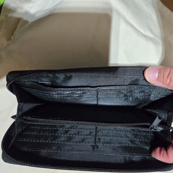 Official Rooster Teeth RWBY Team RWBY Zip-Around Wallet - Picture 3 of 6